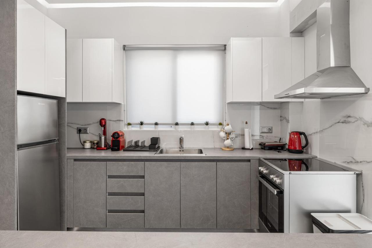 אתונה Billymare Central Glyfada Apartment מראה חיצוני תמונה
