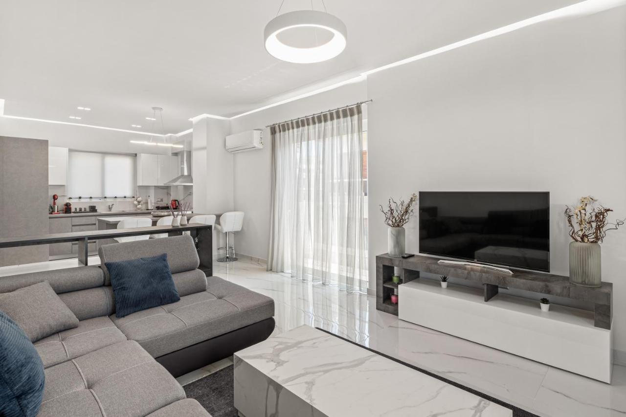 אתונה Billymare Central Glyfada Apartment מראה חיצוני תמונה