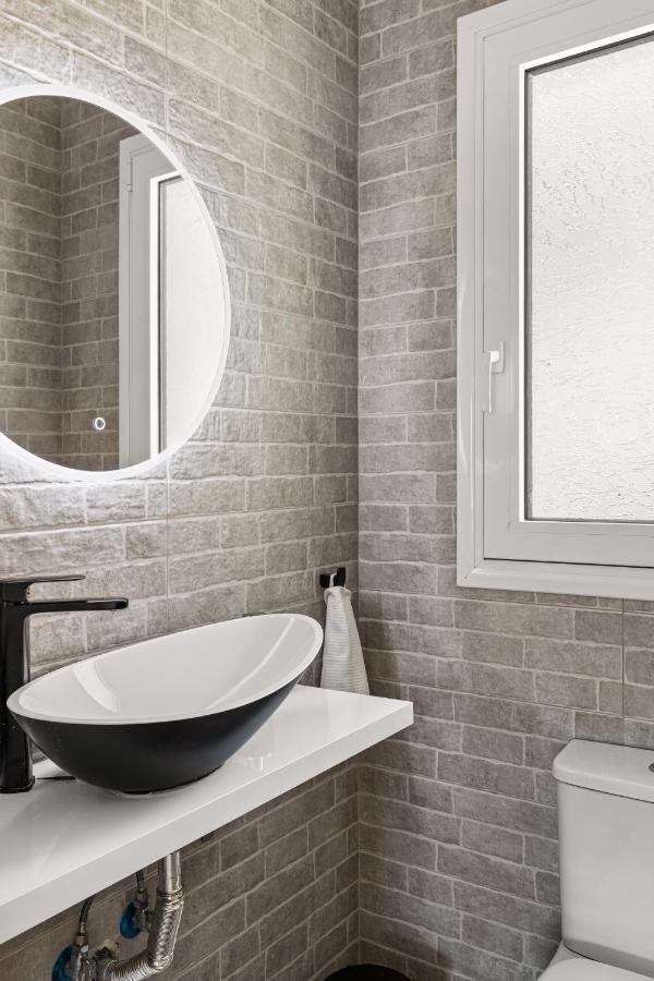 אתונה Billymare Central Glyfada Apartment מראה חיצוני תמונה